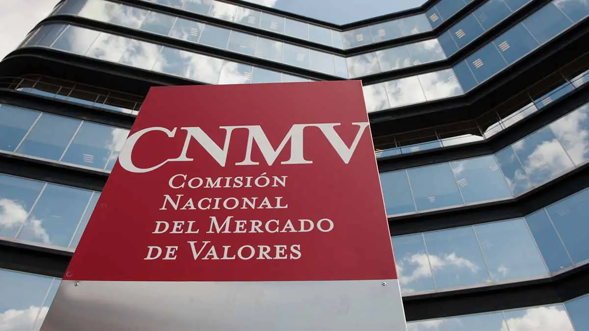 Registrada en la Comisión Nacional del Mercado de Valores